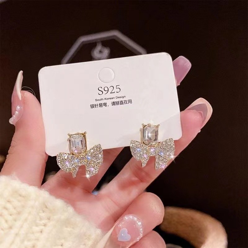 ZJE-165 Sparkling Bow Shape Zircon Korean Earrings - Image 3
