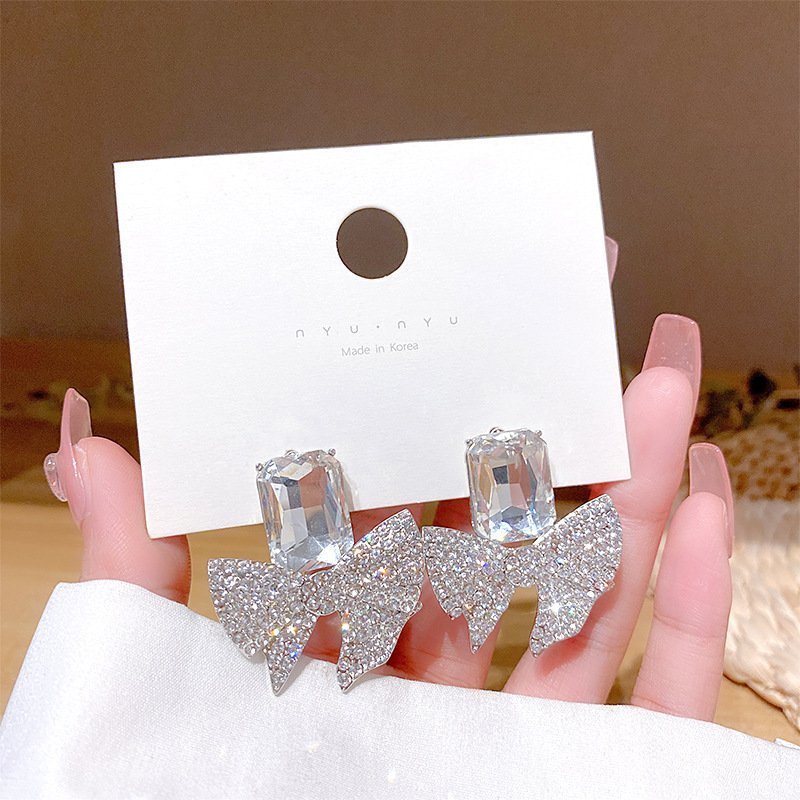ZJE-165 Sparkling Bow Shape Zircon Korean Earrings
